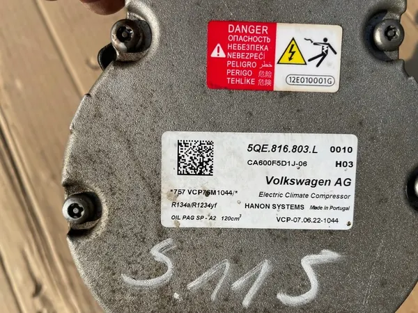 Compressore AC AUDI VW SKODA 1.4 E-TSI 5QE816803L image 8