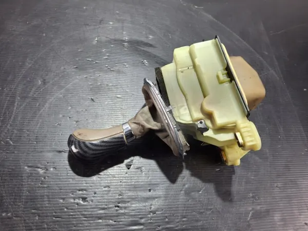 Pommeau de levier Mercedes W203 OEM A2032675524 image 2