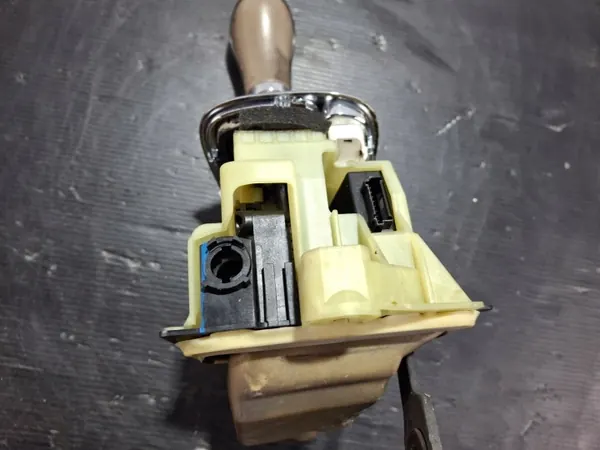 Pommeau de levier Mercedes W203 OEM A2032675524 image 7