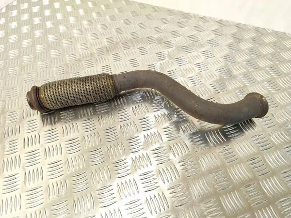 Citroen DS7 Crossback 2018 Conector Flexible Escape OEM UVY31438 image 2