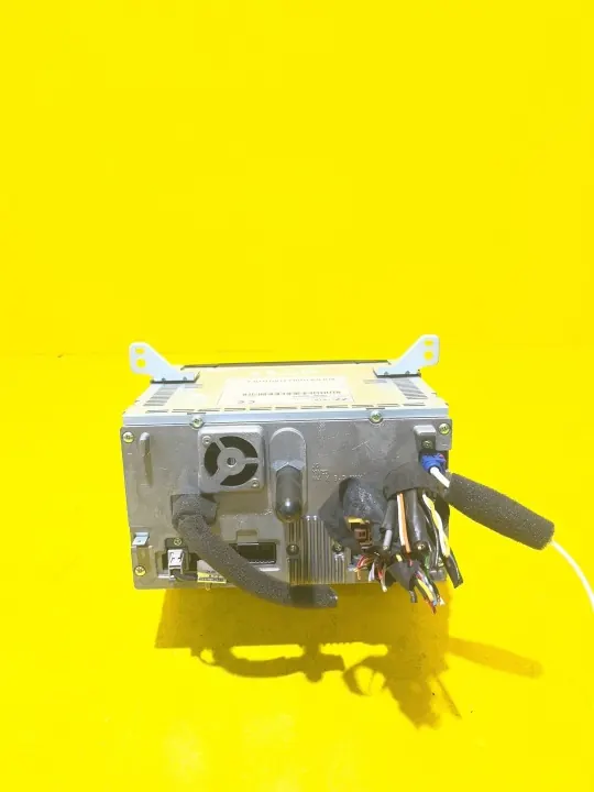 KIA Ceed Radio OEM 965601H000EQ - Gebruikt image 5