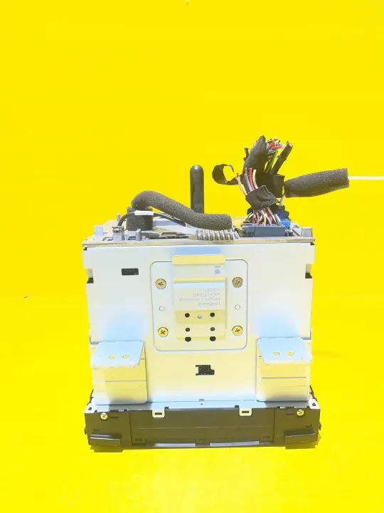 KIA Ceed Radio OEM 965601H000EQ - Gebruikt image 6