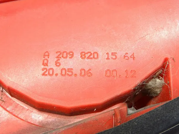 Linker Achterlicht Mercedes CLK 350 Cabrio A2098201564 image 4