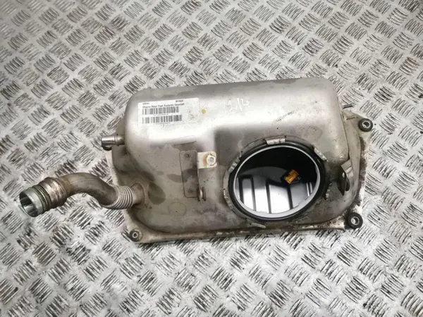 Tanque combustível BMW I3 REX OEM I01X8S - Usado image 2