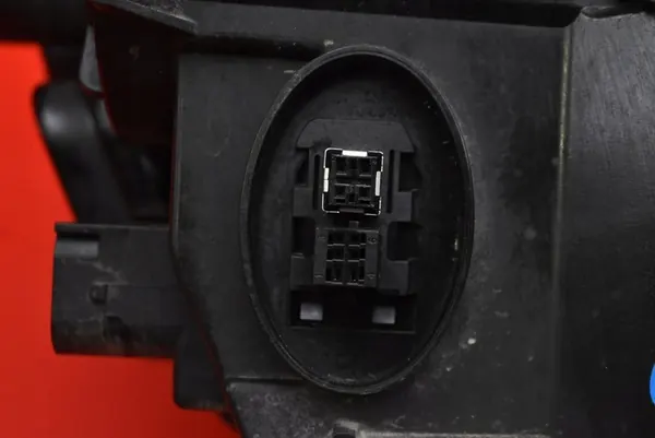 Vasen Xenon- Ajovalo BMW E90 E91 72025899 image 6