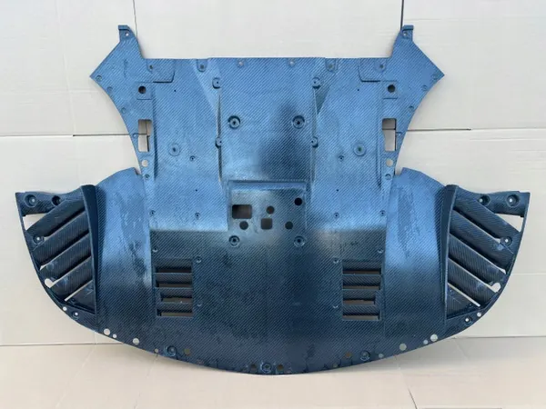 Ferrari SF90 XX Carbon Frontbodenabdeckung OEM image 2