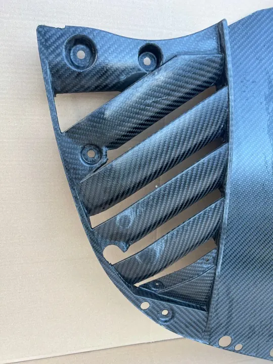 Ferrari SF90 XX Carbon Frontbodenabdeckung OEM image 8