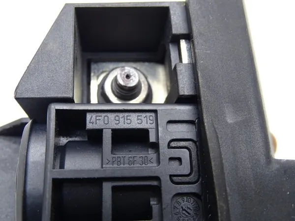Pyrotekniinen sulake OEM 4F0915519 Audi A4 B8 A5 8T:lle image 8