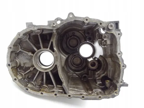 Gearbox Housing 02Q301103G Audi A3 8P 2.0 TDI image 6