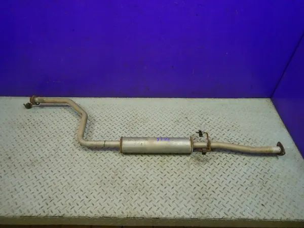Honda Civic VI HB 5D 95-01 1.4 Mittlerer Auspufftopf image 2
