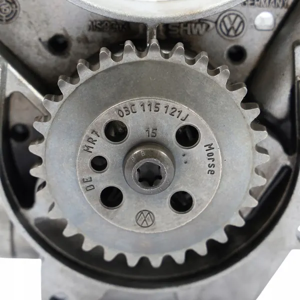 Olje pump Volkswagen Golf Mk6 Jetta Mk5 1.4 TSI 03C115105Q image 4