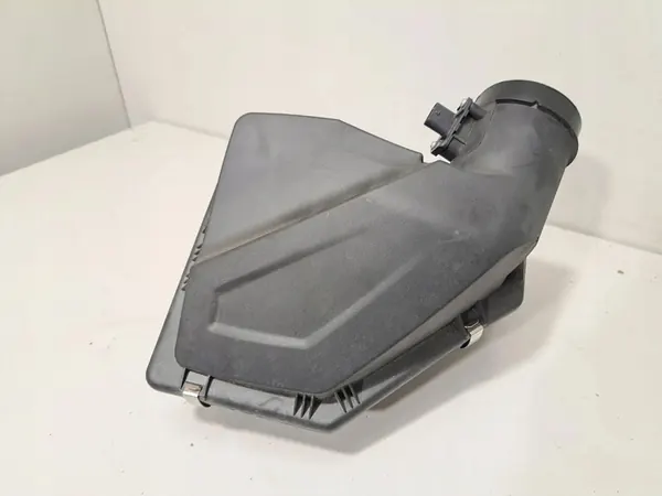 BMW Ilmansuodattimen kotelo image 3