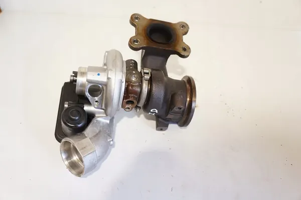 Volkswagen OE 04E145721P Turbo image 7