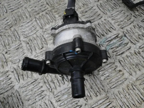 Bomba de água elétrica OEM 25160-2MHB1 para Kia Sorento IV image 3