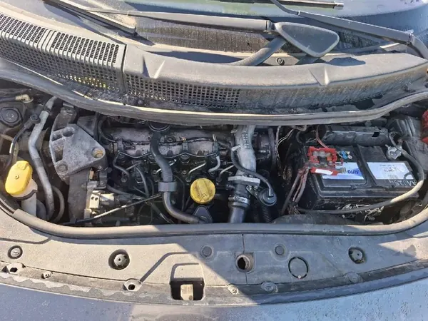 Renault Scenic Alternator 2005 1.9L 8200495305 image 8