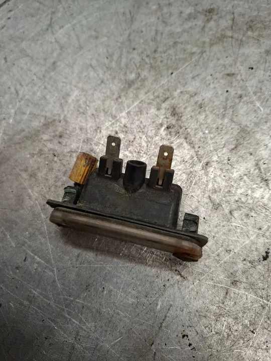 Luz de matrícula Mercedes-Benz ML W164 OEM NIC29498 image 3