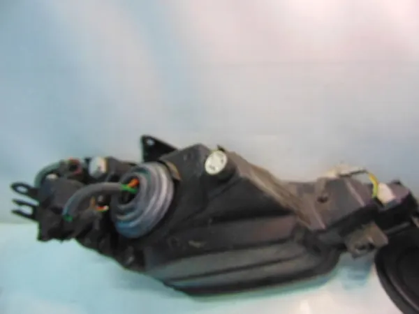 PEUGEOT 206 1.4B 75KM 02r HB 5D Refletor Direito 6204.S7 image 6