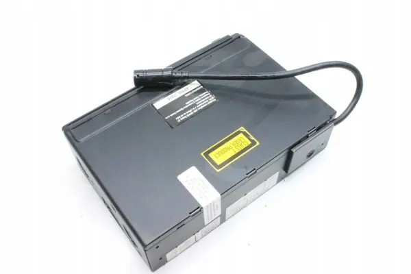 Audi OE 8N8035111A gebruikte raambediening image 2