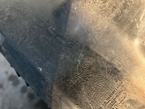 Aile Avant Gauche Mitsubishi Colt VI Lift 04-12 MR575539 image 3