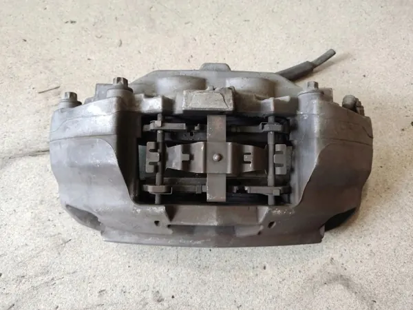 Kit disco e pastilhas traseiro OEM A0004230712 image 10