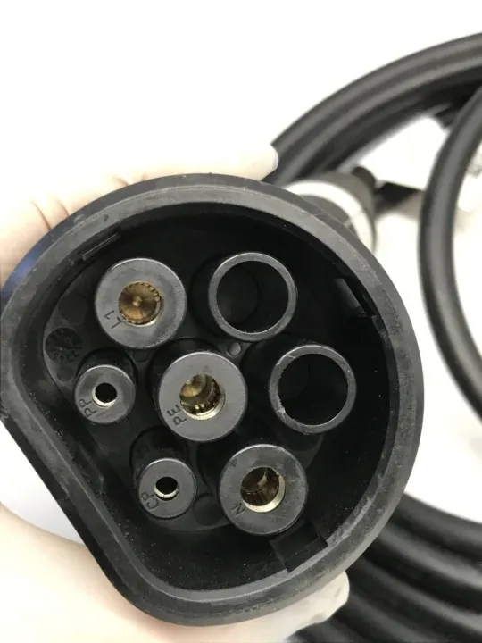Câble de charge Mercedes OEM A0005837603 - Occasion image 4