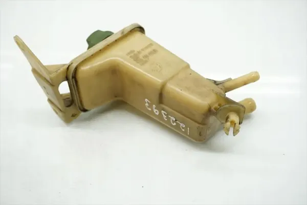 Réservoir direction OEM 8D0422373C pour VW Passat image 3
