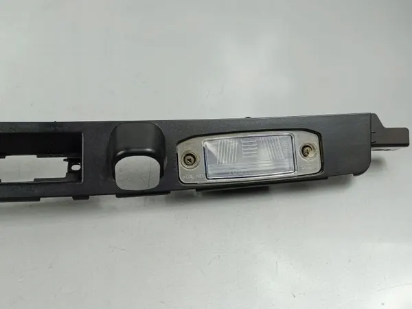 Feu de plaque Hyundai Kona OEM 87312J9510 image 3
