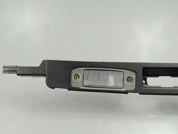 Feu de plaque Hyundai Kona OEM 87312J9510 image 4