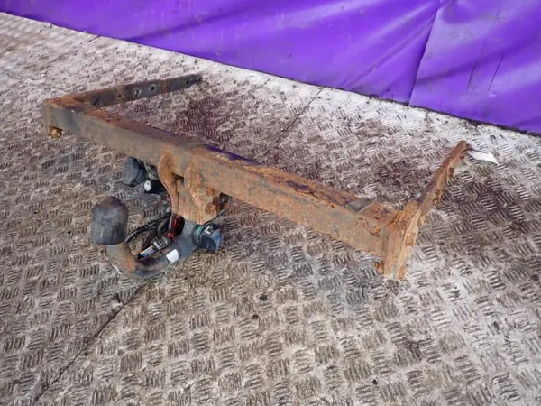 Peräkärkikoukku Ford Galaxy MK2 TF176 - OEM Zawada-304993-TF176 image 3