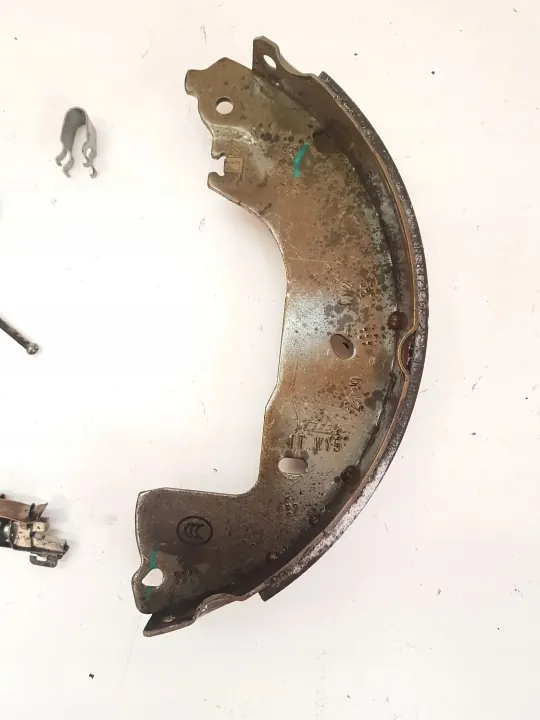 Étrier de frein à main Volkswagen OEM 1EA698525D image 3