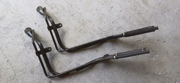Bränslefyllningshals Ford Fiesta MK6 02-08 OEM image 2