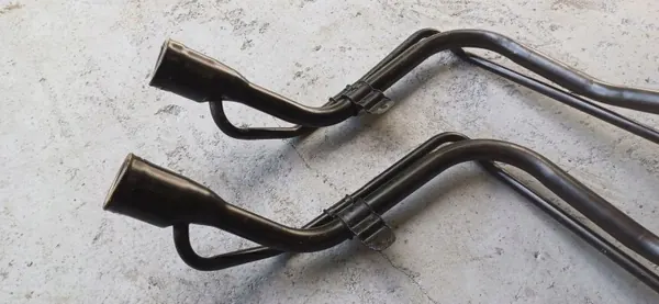 Bränslefyllningshals Ford Fiesta MK6 02-08 OEM image 9
