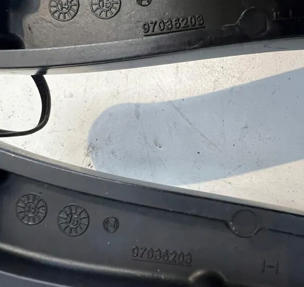 Brazos limpiaparabrisas Renault OE OEM 97036203 Trafic 3 image 4