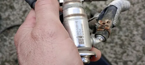 AdBlue-Injektor OEM GK21-5J281-AE für Ford Custom image 3