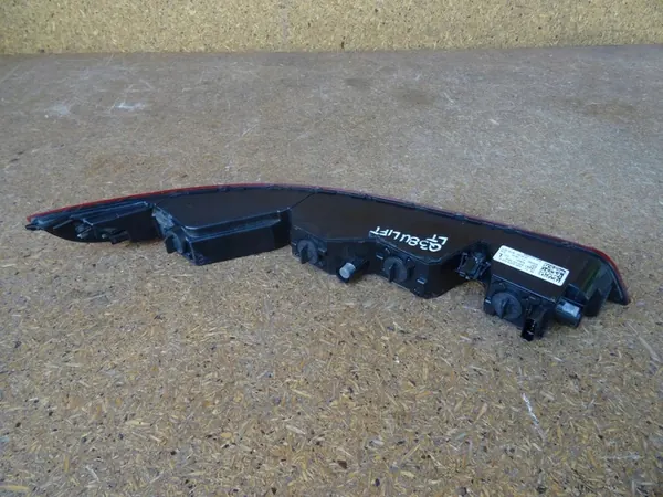 AUDI Q3 8U LIFT 15-18 LUZ TRASERA IZQUIERDA OEM 8U0945095B image 7