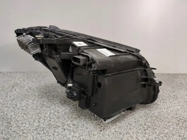 LINKER VOOR LED PERFORMANCE LAMP MERCEDES C KLASSE W205 image 7