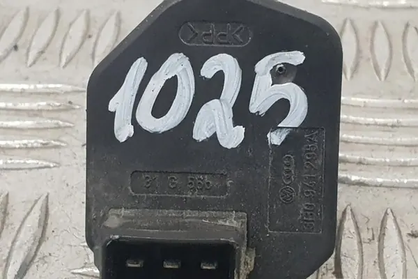 Scheinwerferhöhungsantrieb VW PASSAT B5 1.9L Diesel OEM 3B0941295A image 3