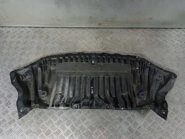 M38 Puskurinpeite OEM A2125203923 Mercedes W212 image 2