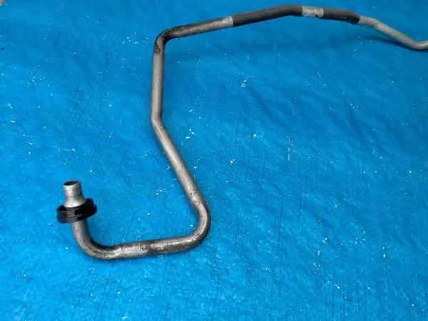 Mercedes W222 S560 Olieleiding OEM A2222701604 image 4