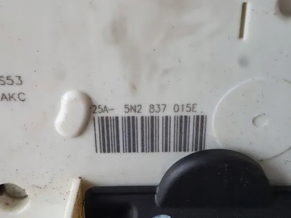 Vänster fram dörrlås cylinder Volkswagen Tiguan 2012 image 2