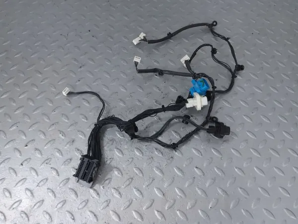 BMW XM Ajovalokytkin OEM 63115A40884 käytetty image 5