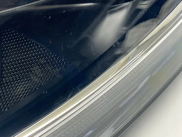 VOLKSWAGEN GOLF VII REFLETOR FRONTAL DIREITO HALÓGENO 5G2941006D image 4