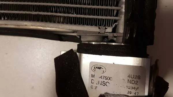 Ilmastointijäähdytin Jaguar XE 2018 T2H8148 image 4