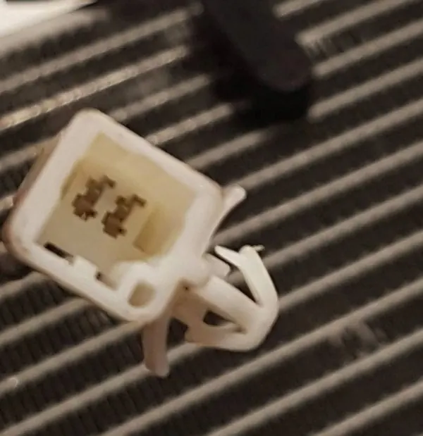 Ilmastointijäähdytin Jaguar XE 2018 T2H8148 image 6