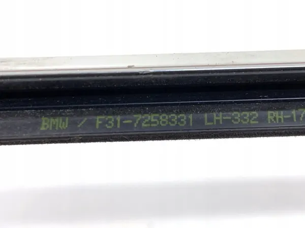 Taka vasen raapimisliuska OEM 7258331 BMW F31 image 4