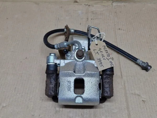 Bromsokhållare bak Kia Picanto OEM DE13104143 image 2