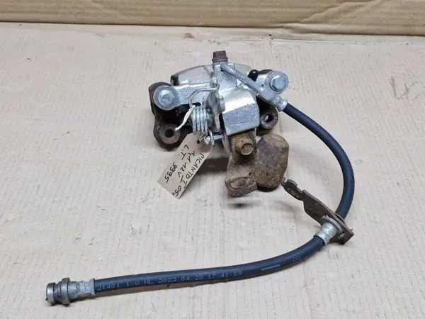 Bromsokhållare bak Kia Picanto OEM DE13104143 image 3