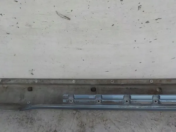 OEM 392 Couvre-bas de seuil droit Audi TT 8N image 6