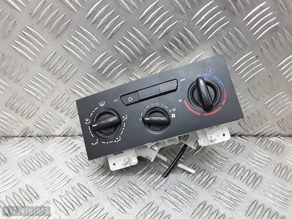 Citroen Jumpy AC-styrmodul OEM a42102400 image 2
