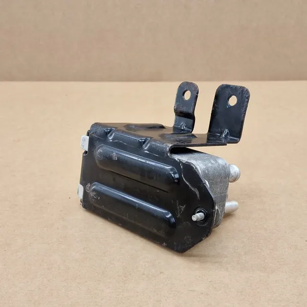 Oil Cooler Jaguar Land Rover Volvo V40 image 2